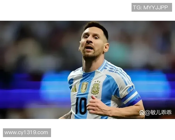 近期备受瞩目的足球明星名单揭晓他们的表现引发全球关注与热议